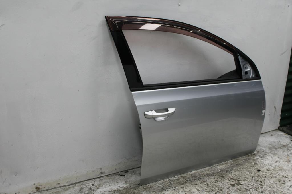 Used Volkswagen, Golf Right Front Door Gen 6 5Dr Hatch, 10/08 03/13 2011 – image 2 - All Good Parts