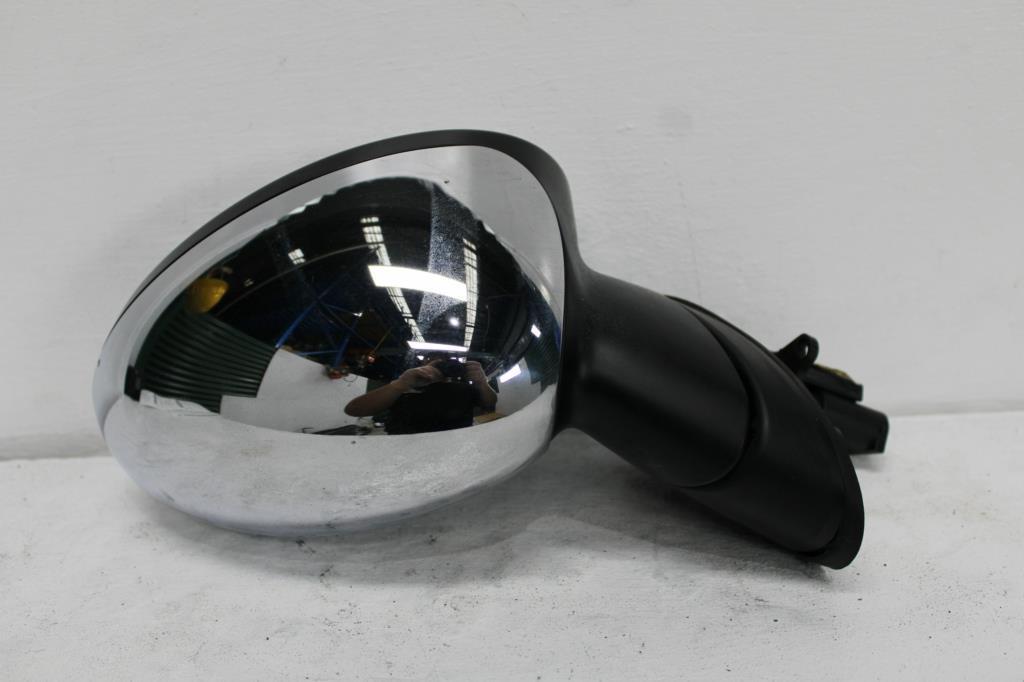Used MINI, Cooper Right Door Mirror R50/R52/R53 Colour Coded, 04/01 06/08 2005 – image 2 - All Good Parts