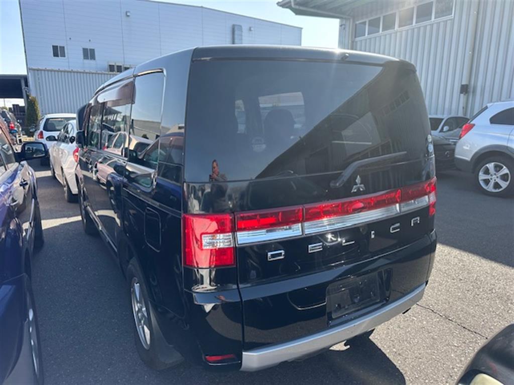 Used Mitsubishi, Delica, Bonnet 5Th Gen 07- (Import) 2012 – image 4 - All Good Parts