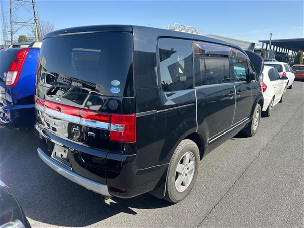 Used Mitsubishi, Delica, Bonnet 5Th Gen 07- (Import) 2012 – image 3 - All Good Parts