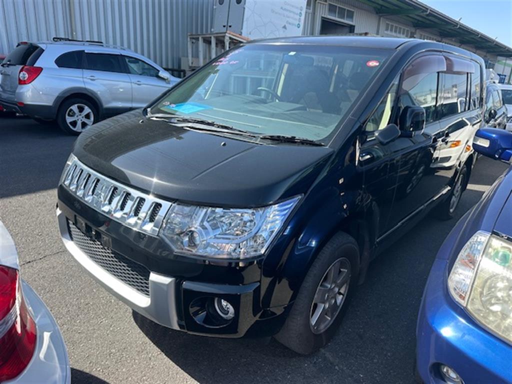 Used Mitsubishi, Delica, Bonnet 5Th Gen 07- (Import) 2012 – main images - All Good Parts