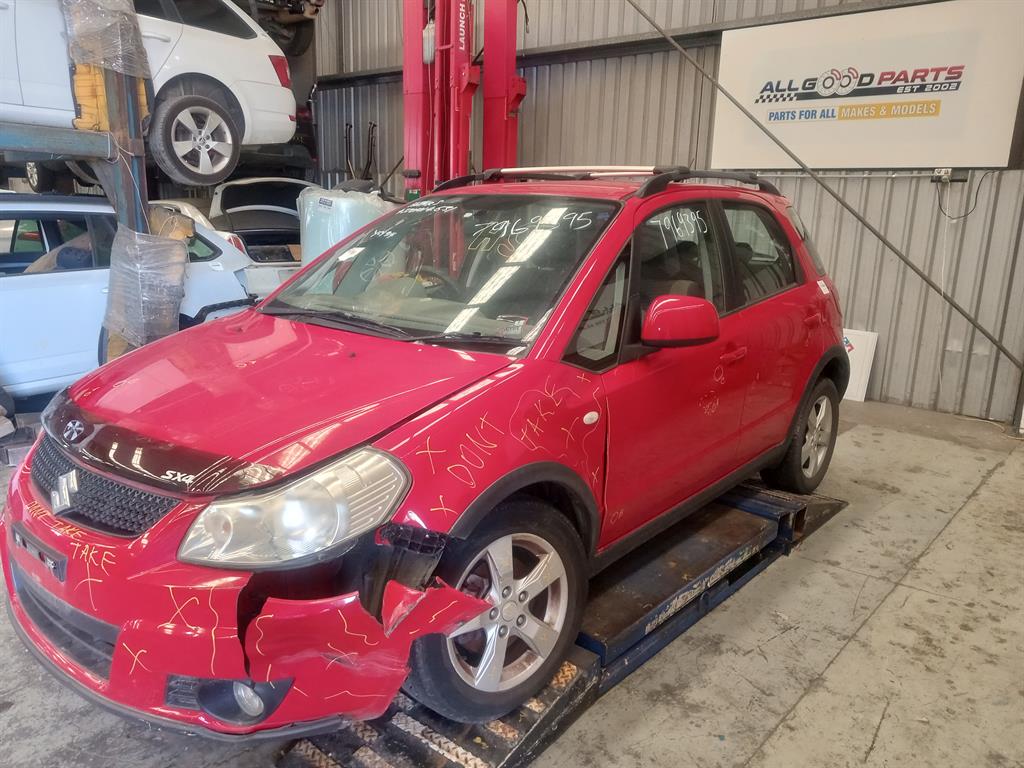 Suzuki, SX4 Bonnet 01/07 01/14