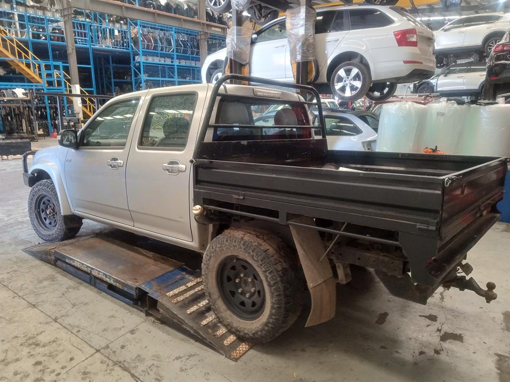 Used Isuzu, Dmax Engine Diesel, 3.0, Turbo, 4Jj1, Manual T/M, 2Wd, Ra, 10/08-05/12 2011 – image 3 - All Good Parts
