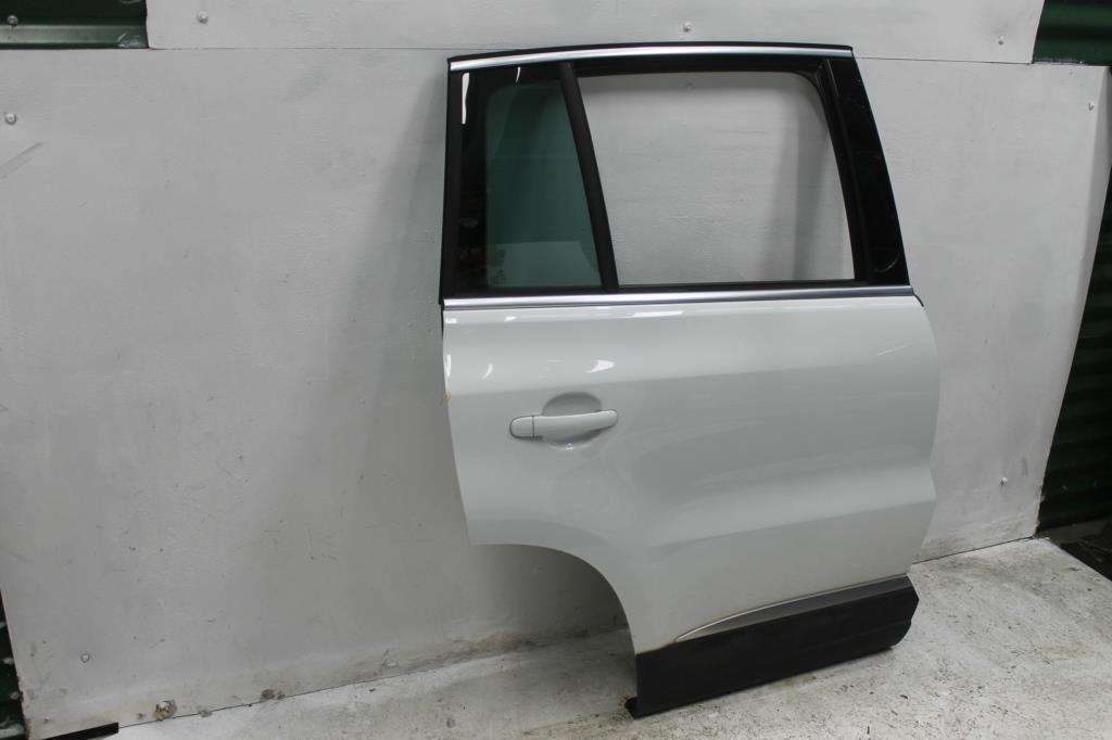 Used Volkswagen, Tiguan Right Rear Door 5N 05/08 08/16 2014 – image 2 - All Good Parts