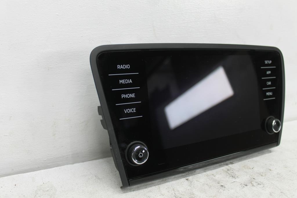 Used Skoda, Octavia Stereo/Head Unit Display Unit Ne, 09/13 09/20 2019 – image 2 - All Good Parts
