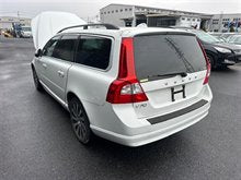 Used Volvo, S70/V70/C70, Right Guard Liner V70 (Yv1Bw...), Bw, 03/08-01/13 2013 – image 2 - All Good Parts