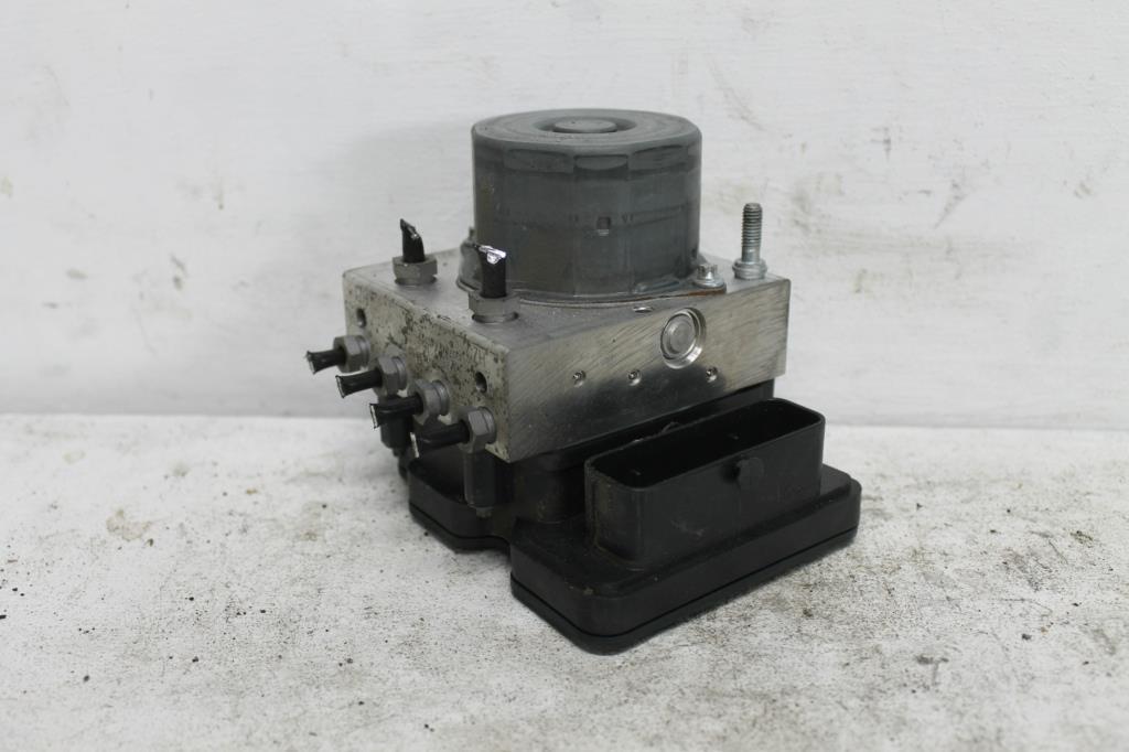 Mercedes, A Class Abs Pump/Modulator W176, P/N A0094315212, 09/12-03/18 J45348