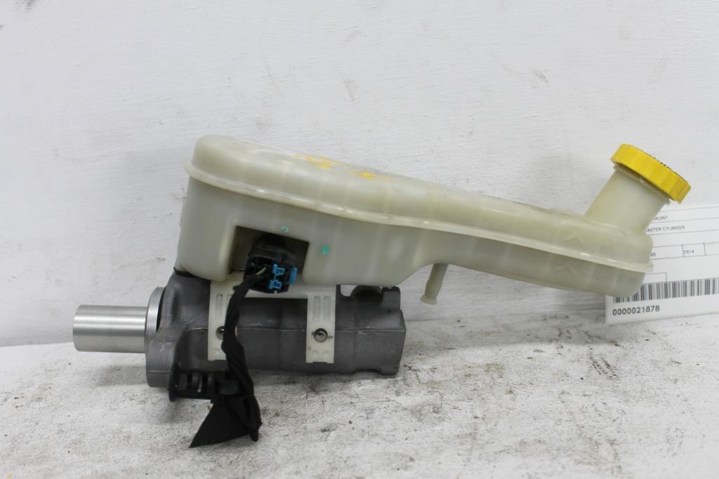 Used Fiat, Freemont Master Cylinder Jf 04/13 01/17 2014 – image 2 - All Good Parts