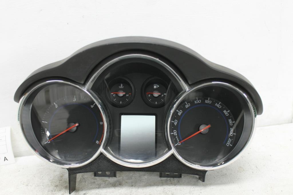 Used Holden, Cruze Instrument Cluster Instrument Cluster Diesel, Auto T/M, Cdx/Z Series, Jh, 03/11 01/17 2012 – main images - All Good Parts