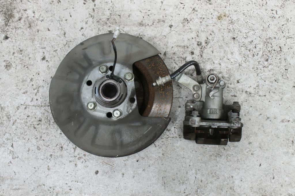 Suzuki, SX4 Right Rear Hub Assembly 4Wd 01/07 01/14
