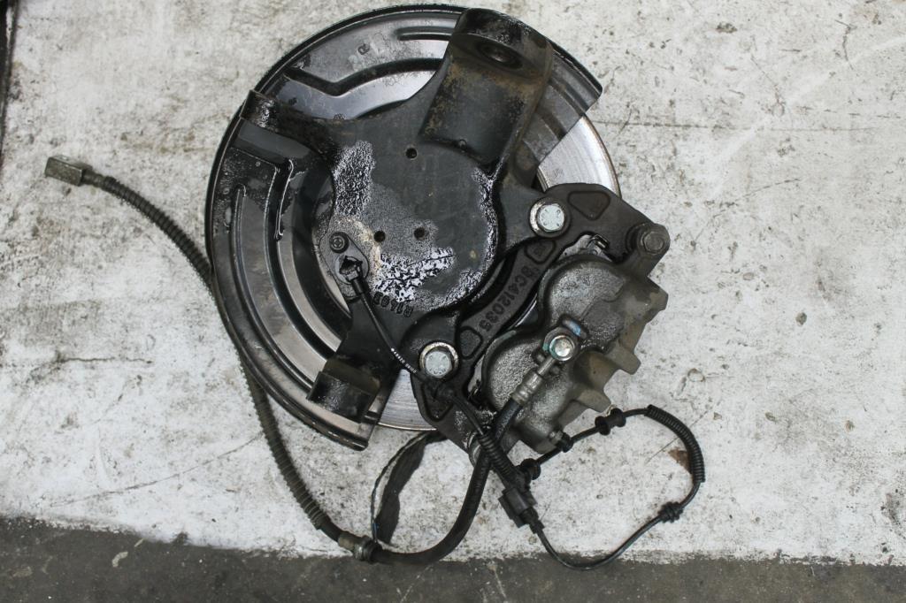 Used Ssangyong, Actyon Right Front Hub Assembly 150 Series 2Wd, 01/12 01/17 2014 – image 2 - All Good Parts