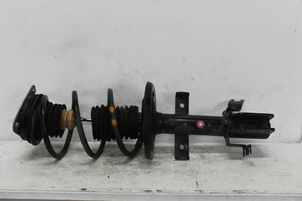Renault, Clio Right Front Strut X98 Non Rs Type, 09/13 10/19