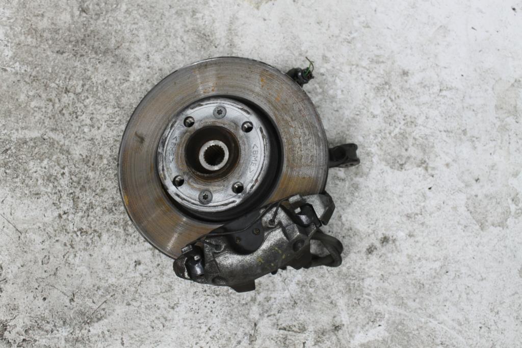 Used Renault, Clio Right Front Hub Assembly X98 Non Rs Sport Type, 09/13 10/19 2015 – main images - All Good Parts
