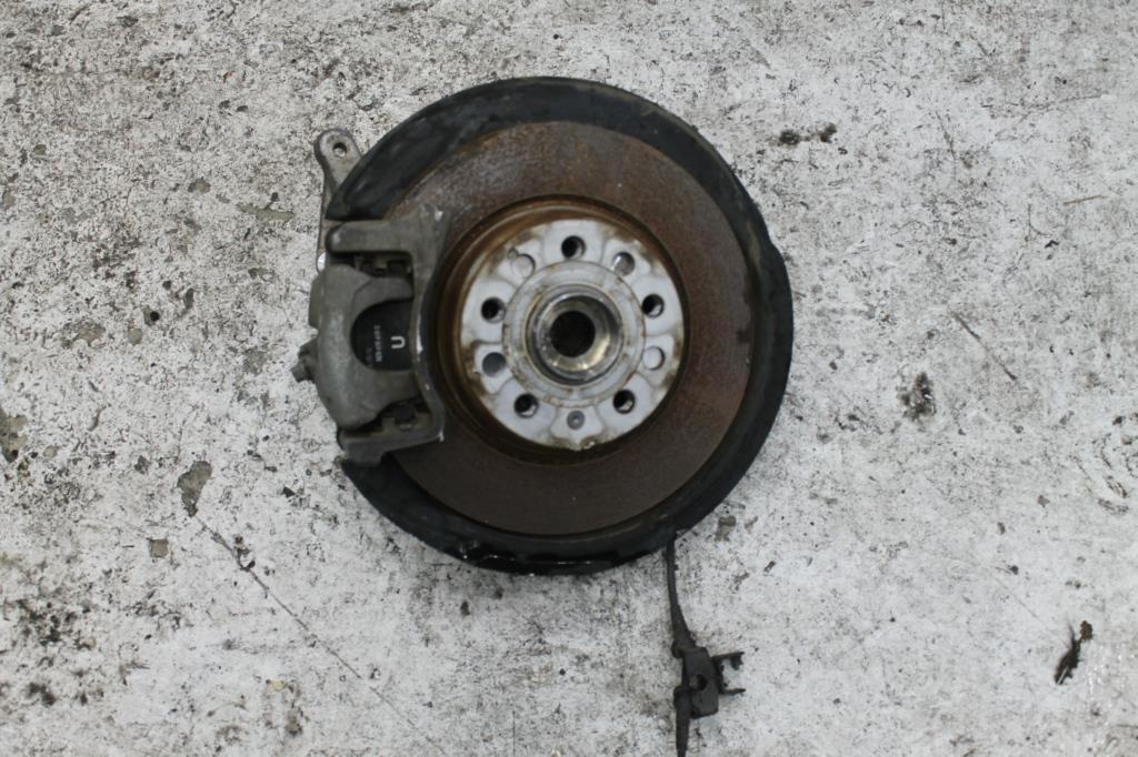 Volkswagen, Tiguan Right Rear Hub Assembly 4Wd 5N, 05/08 08/16