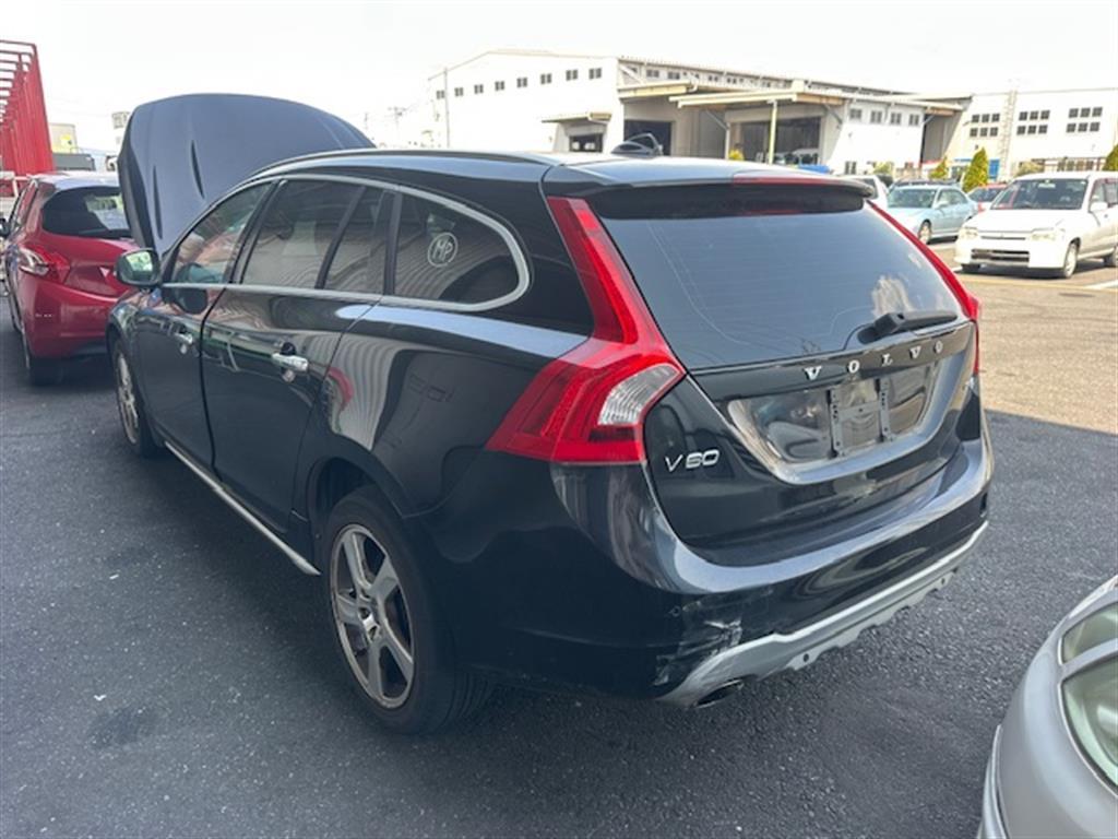 Used Volvo, S60/V60 Bootlid/Tailgate Tailgate, F Series, V60, Wagon, 03/11-12/18 2012 – image 4 - All Good Parts