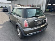 Used Mini, Cooper, Left Front Hub Assembly R50, Non Supercharged, 04/01-10/06 2006 – image 2 - All Good Parts