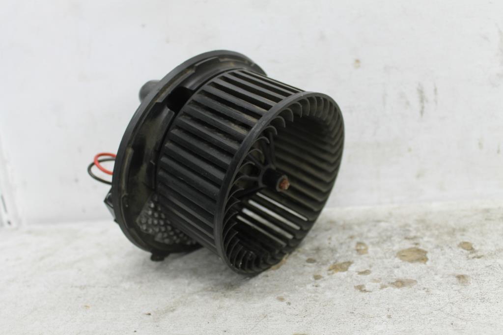 Used Volkswagen, Tiguan Heater Fan Motor 5N Valeo, P/N 1K2820015H, W/ Climate Control Type, 05/08 08/16 2014 – image 2 - All Good Parts