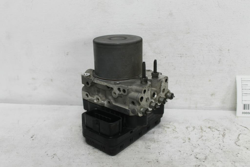 Used Toyota, RAV4 Abs Pump/Modulator Aca33/Aca38 P/N 4454042211, 11/05 11/12 2011 – main images - All Good Parts