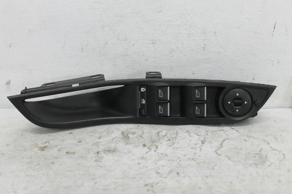 Used Ford, Focus Power Window Switch Rh Front (Master Switch) Lz, Hatch, 10/14 11/18 2017 – image 2 - All Good Parts