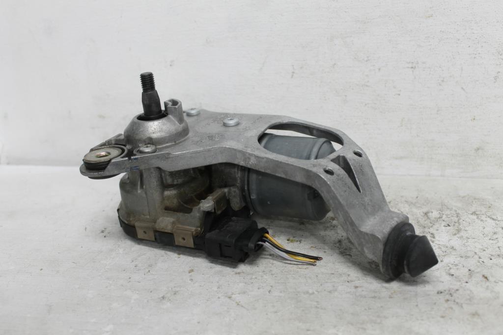 Used Ford, Focus Wiper Motor Front (Lh Side) Lz, 10/14 11/18 2017 – image 2 - All Good Parts