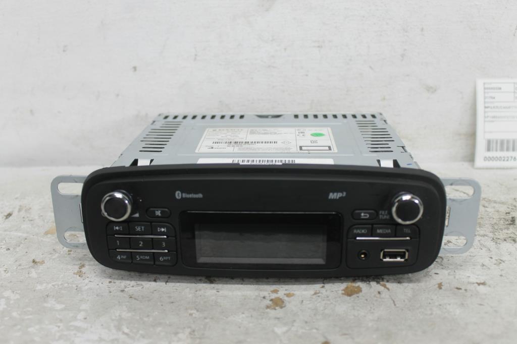 Used Renault, Clio Stereo/Head Unit Mp3/Cd/Cassette X98, 09/13 10/19 2015 – main images - All Good Parts