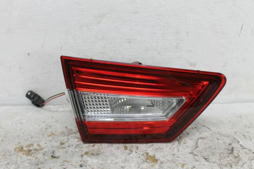 Renault, Clio Rear Garnish Tailgate Lamp (Lh Side) X98, Non Led Type, 09/13 10/19