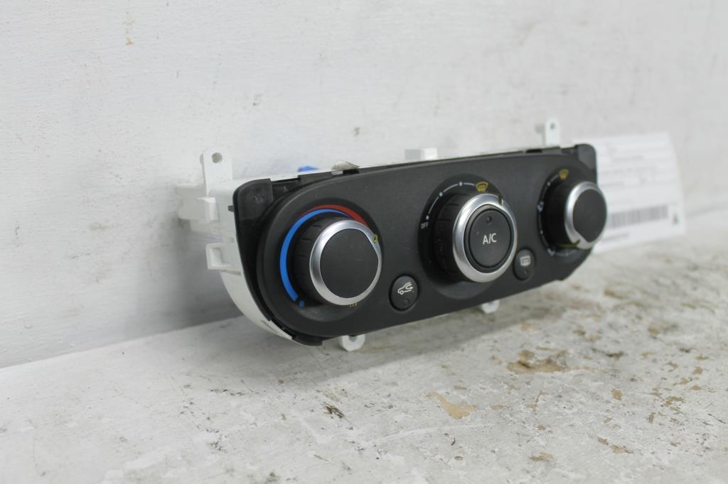 Used Renault, Clio Heater/Ac Controls Non Climate Control Type X98, 09/13 10/19 2015 – image 2 - All Good Parts
