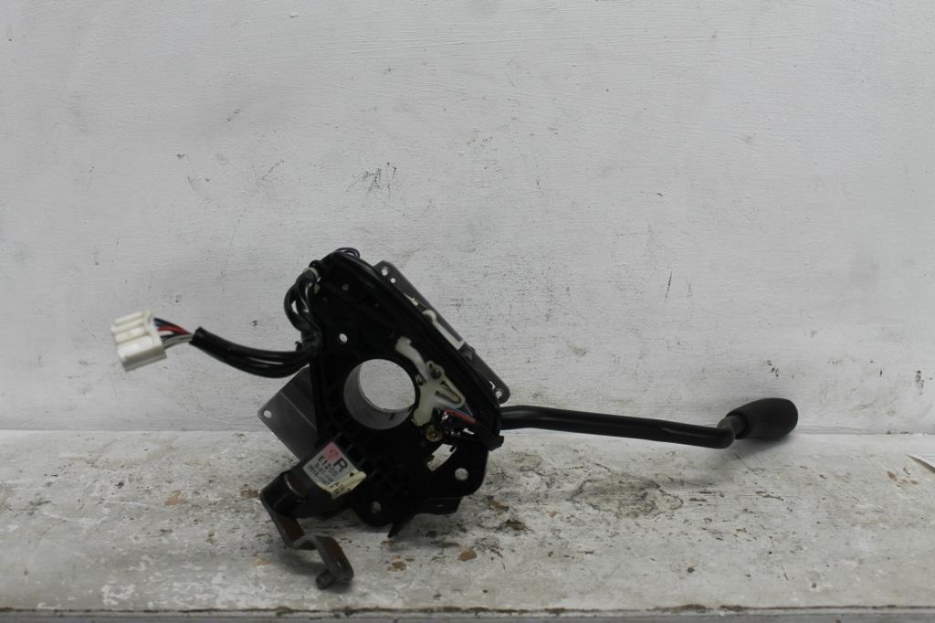 Used Mazda, Tribute Gear Stick/Shifter Auto T/M Type Yu Series, 02/01 06/06 2004 – image 2 - All Good Parts