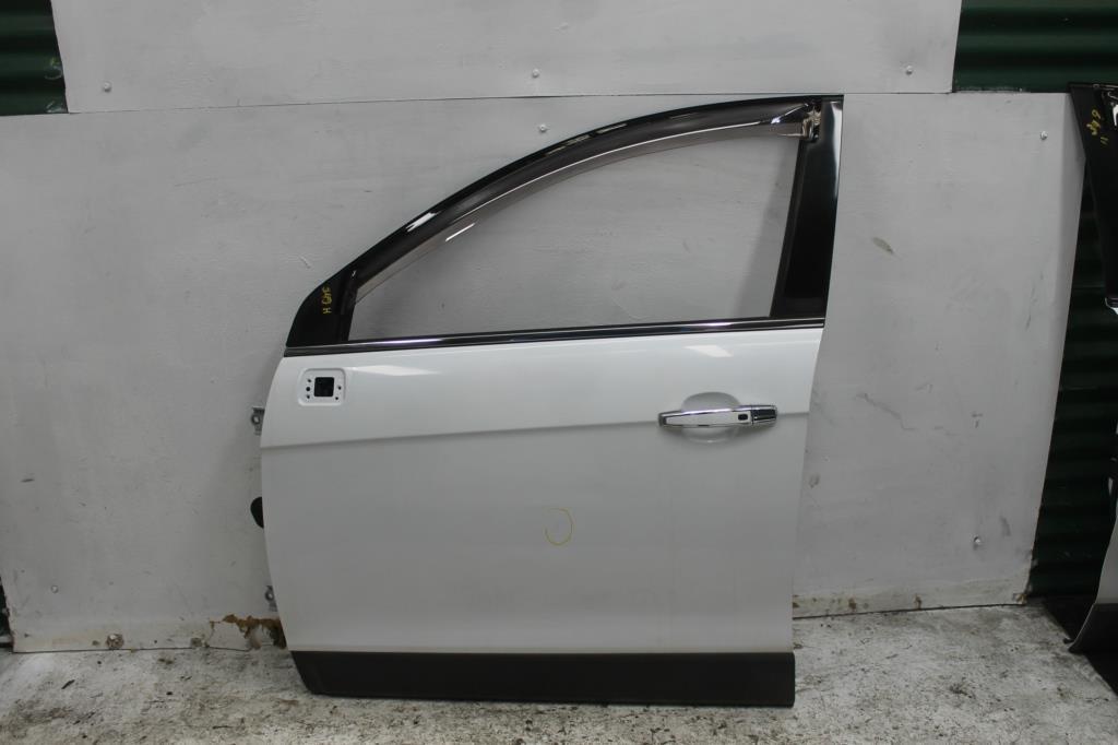 Used Holden, Captiva Left Front Door Cg Ls/Lt/Ltz (4Th Vin = C), W/ Keyless Entry Type, 12/13 06/18 2013 – main images - All Good Parts