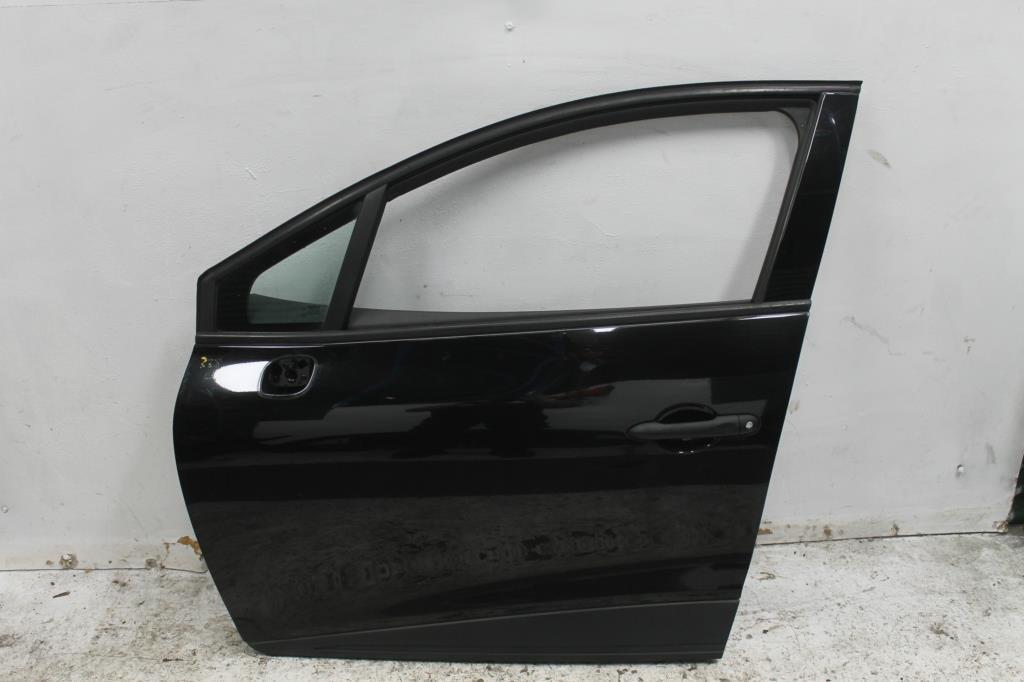 Used Renault, Clio Left Front Door X98 09/13 10/19 2015 – main images - All Good Parts