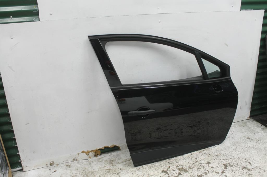 Used Renault, Clio Right Front Door X98 09/13 10/19 2015 – image 2 - All Good Parts