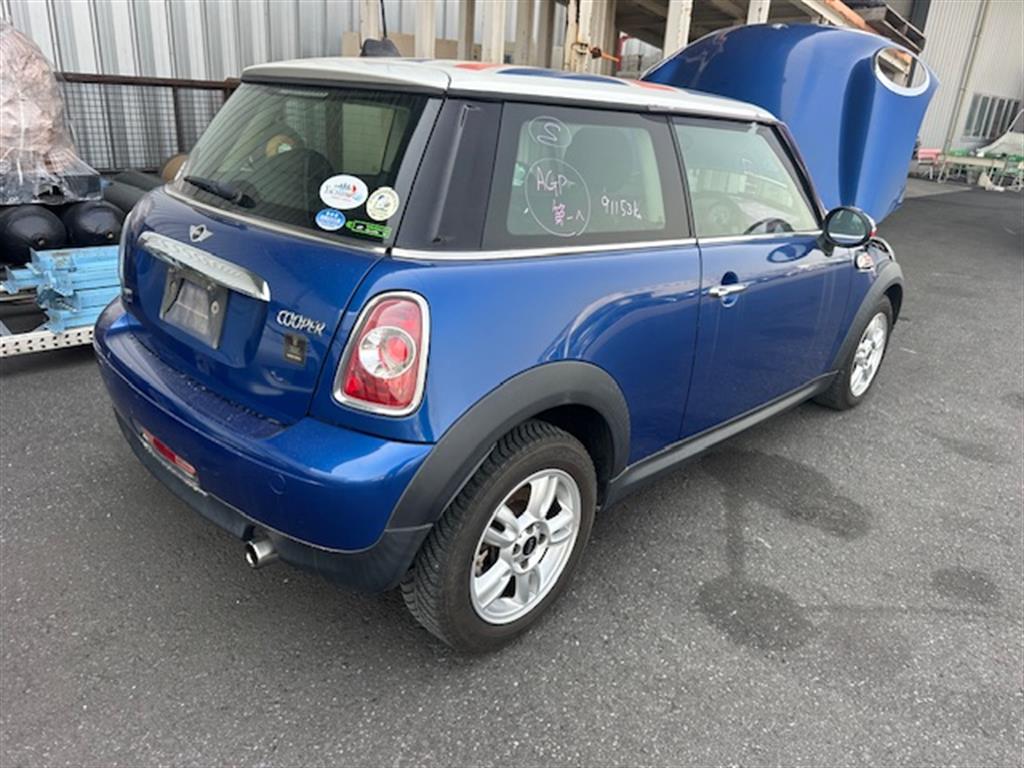 Used Mini, Cooper, Right Headlamp R55/R56/R57, Halogen, White Turn Indicator Type, 03/07-05/15 2012 – image 3 - All Good Parts