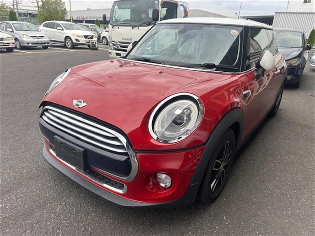 Used MINI, Cooper, Grille Radiator Grille, F55/F56/F57, Standard Type, 04/14-02/21 2015 – main images - All Good Parts