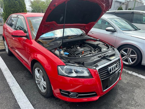 Audi, A3 Right Indicator/Fog/Side A3/S3, Bumper Foglamp Surround, 8P, Round Type, 06/04-04/13
