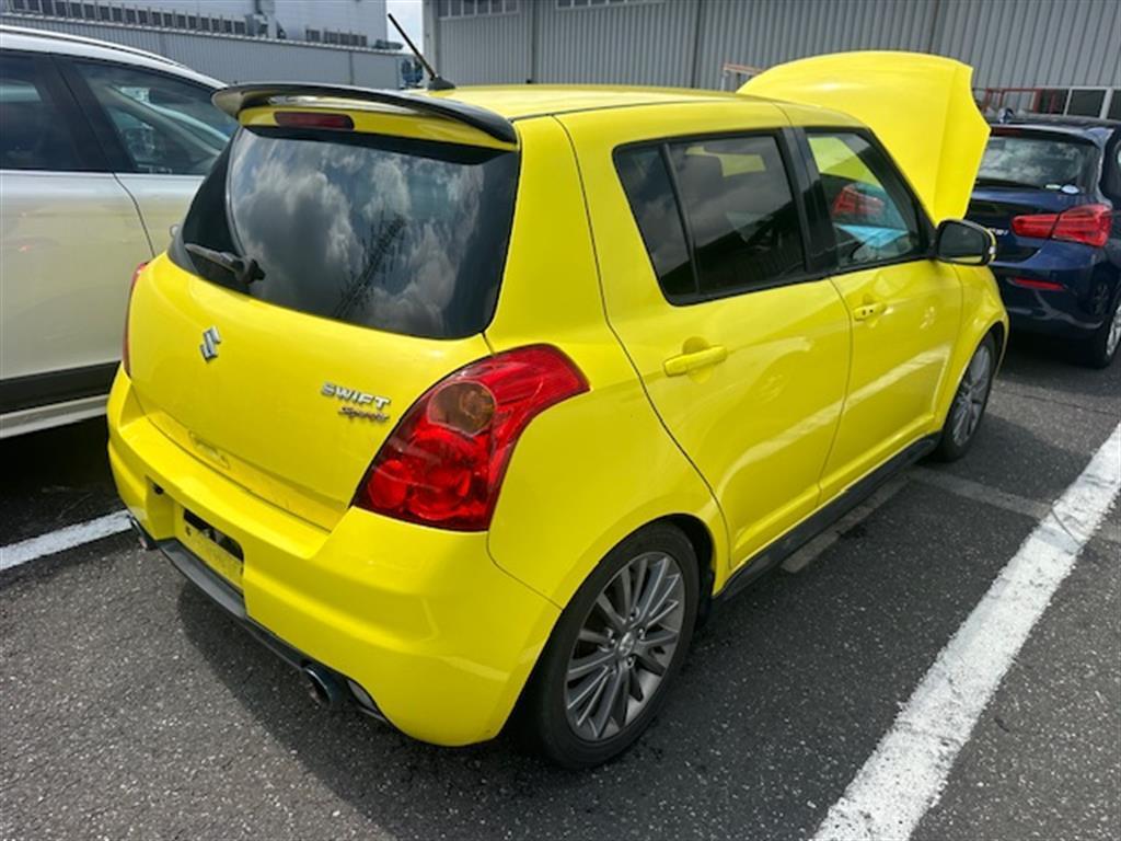 Suzuki, Swift, Right Front Door Rs415/Rs416, 09/04-02/11