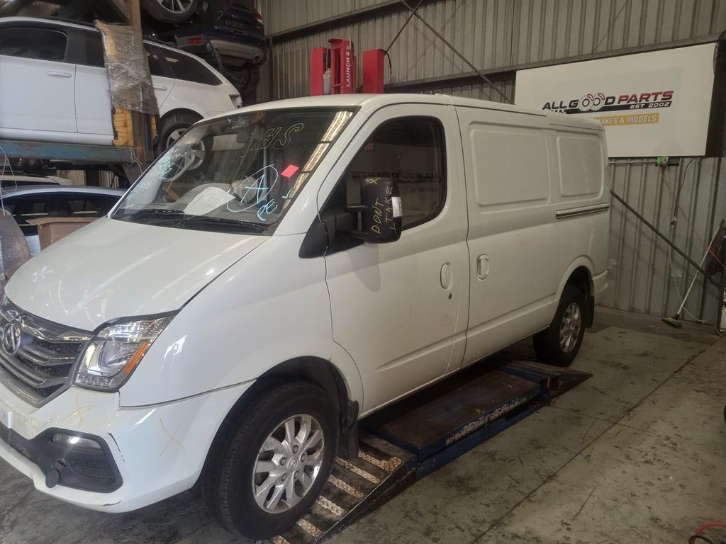 Used Ldv, V80 Trans/Gearbox Auto (Amt), Diesel, 2.5, Turbo, 6 Speed, 01/13-12/23 2021 – image 2 - All Good Parts