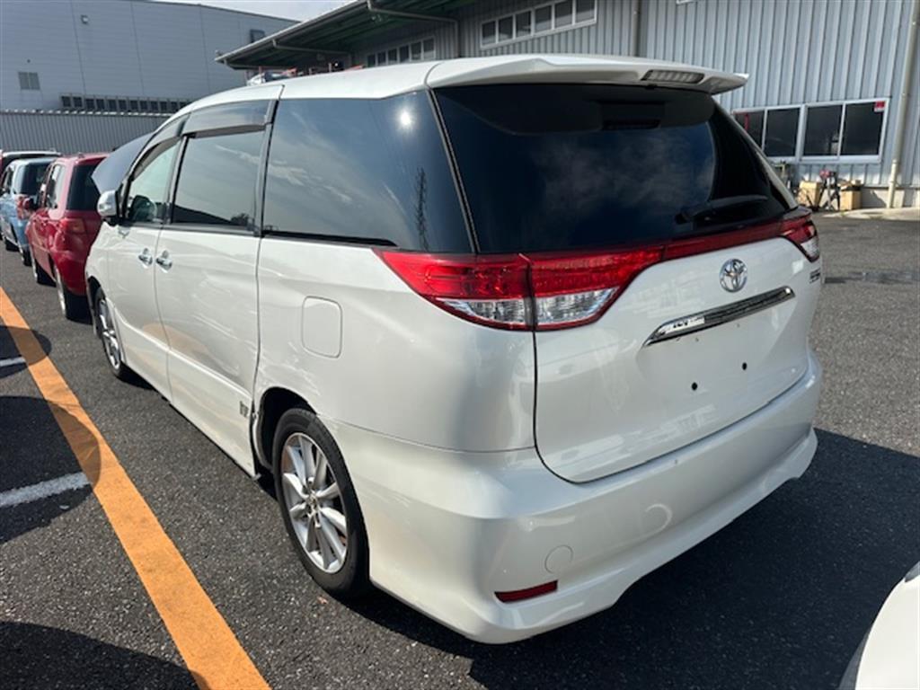 Toyota, Estima Right Rear Door Xr50, Aeras, W/ Mould Type, 08-19 (Import)