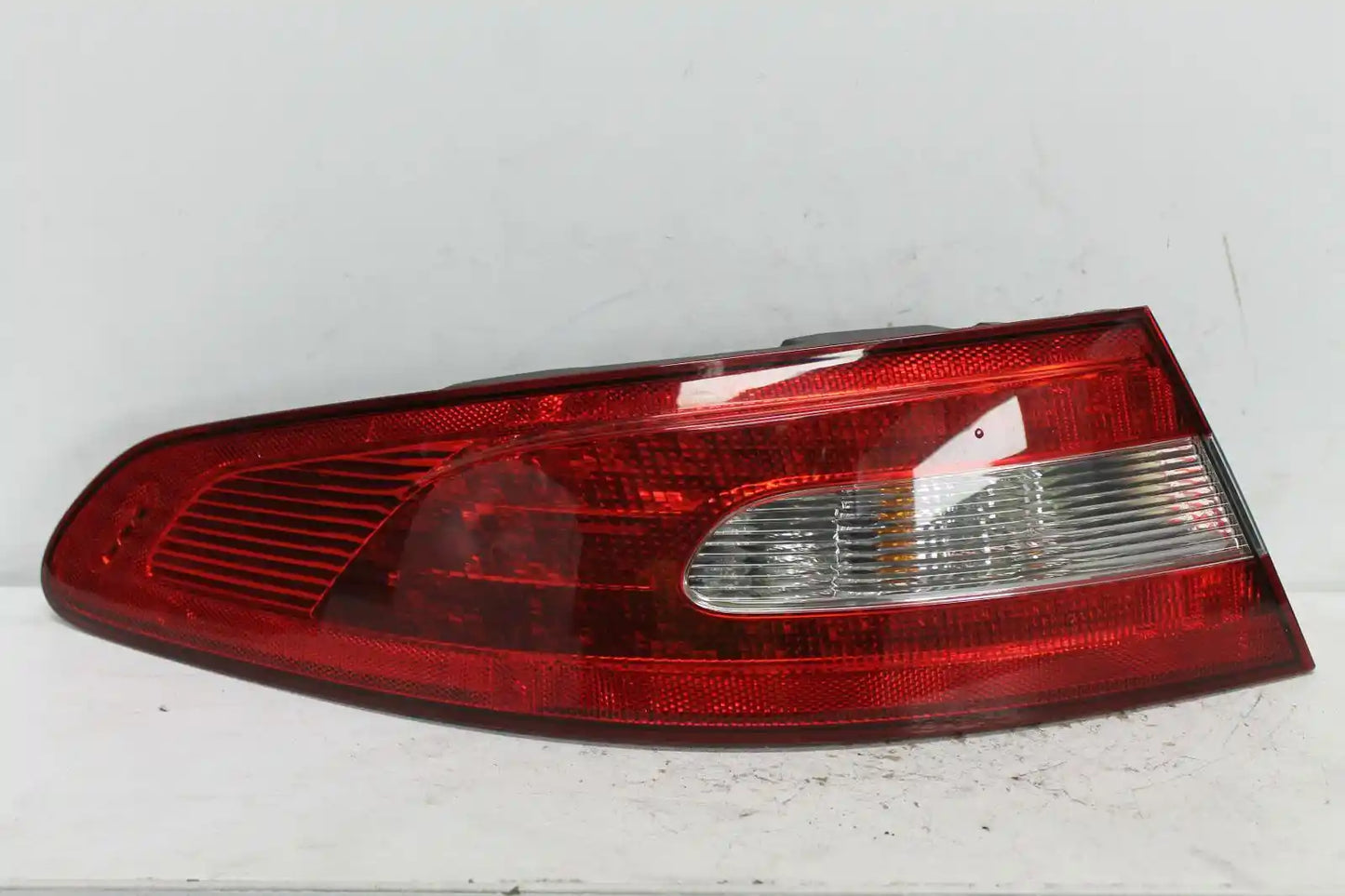 Used Jaguar, Xf Left Taillight X250 06/08 09/11 2011 – image 1 - All Good Parts
