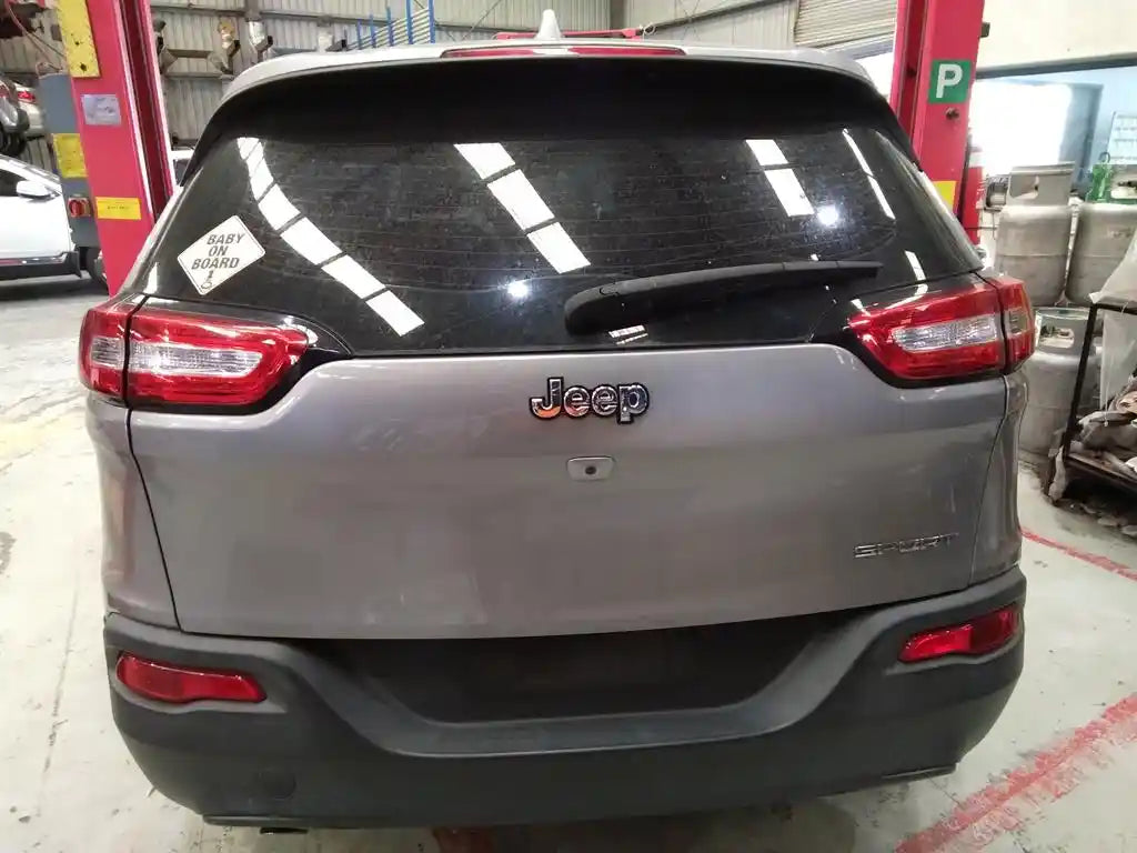 Used Jeep Cherokee 2016 – image 4 - All Good Parts