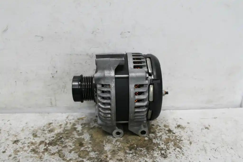 Used Jeep, Cherokee Alternator Kl Petrol 3.2 Pentastar 180Amp 02/14 03/18 2015 – image 1 - All Good Parts