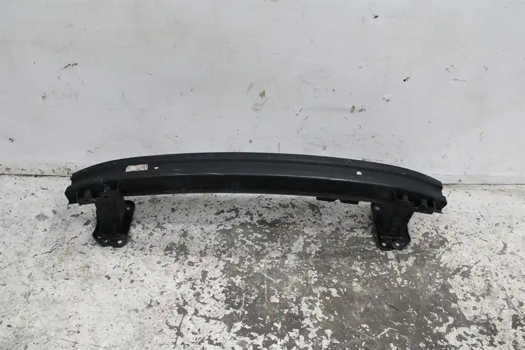 Used Jeep, Cherokee Front Bar Brkt/Reinforcement Kl Main Reinforcement W/ Tow Hooks W/ Adaptive Cruise 02/14 03/18 2015 – image 1 - All Good Parts
