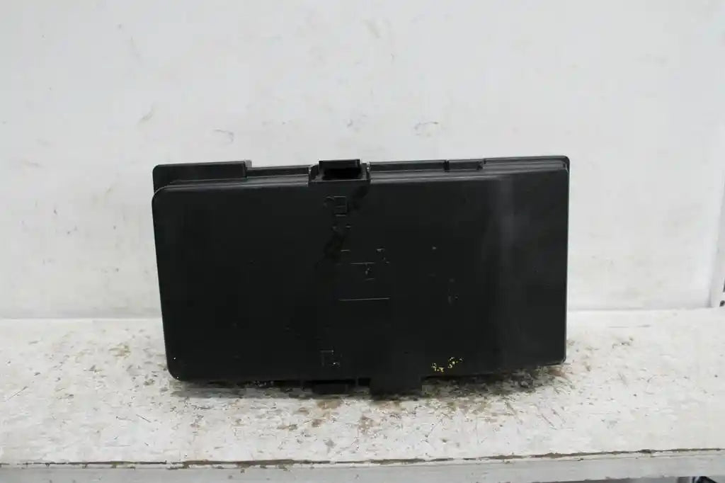 Used Jeep, Cherokee Fuse Box Petrol Kl 02/14 11/22 2015 – image 1 - All Good Parts