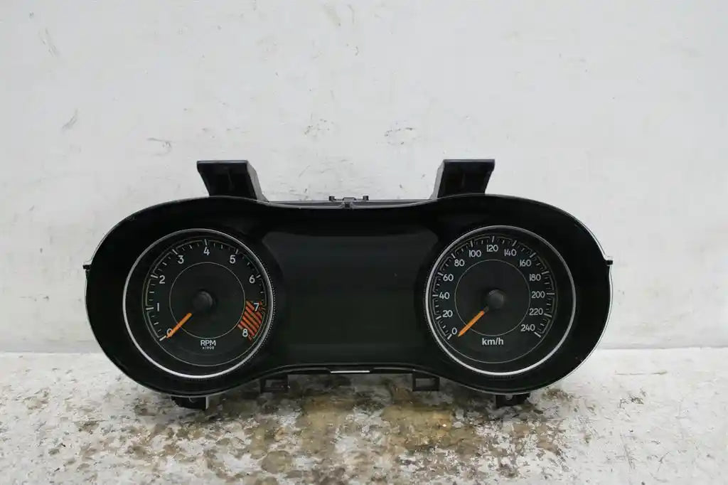 Used Jeep, Cherokee Instrument Cluster Petrol 3.2 Kl Limited/Trailhawk 7In Display Type 02/14 03/18 2015 – image 1 - All Good Parts