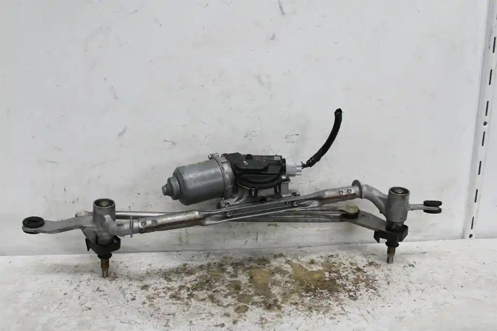 Used Jeep, Cherokee Wiper Motor Front Kl 02/14 11/22 2015 – image 1 - All Good Parts