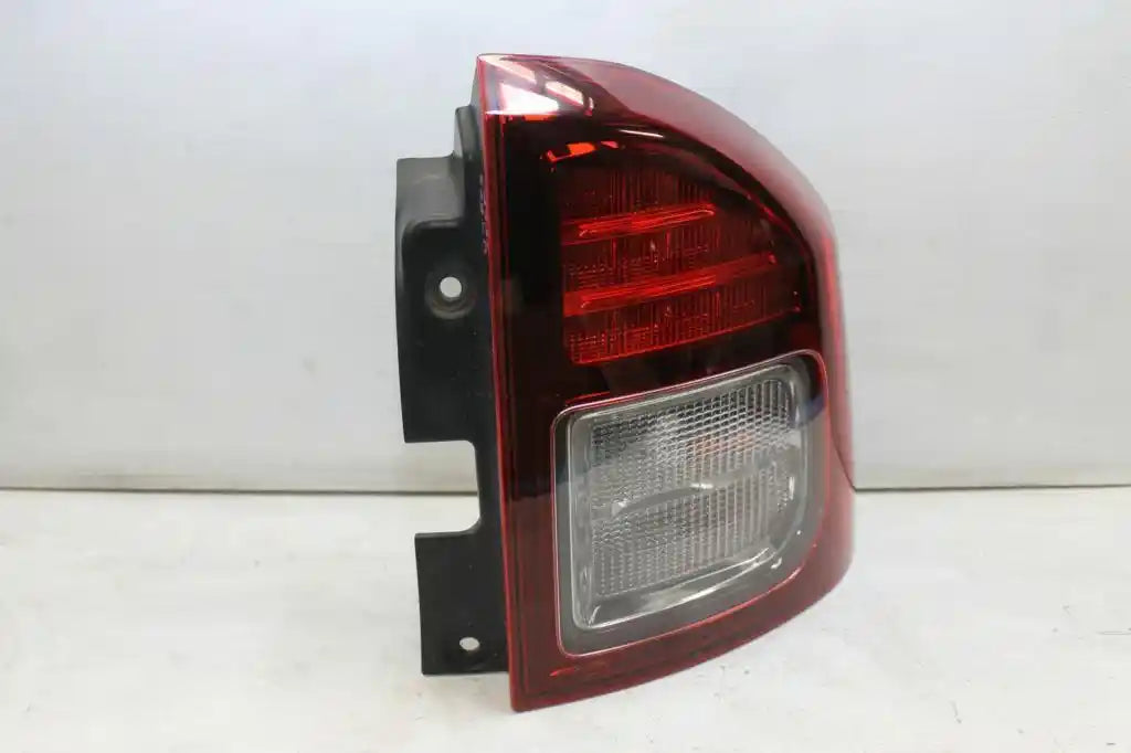 Used Jeep, Compass Right Taillight Mk, In Body, Smoked Bezel, 03/13-12/16 J43972 2014 – main images - All Good Parts