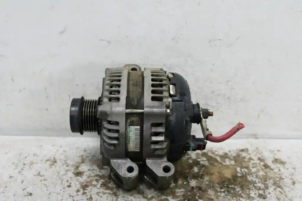 Used Jeep, Grand Cherokee Alternator Petrol 3.6 180A Wk 04/13 09/16 2014 – image 1 - All Good Parts