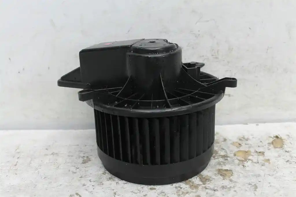 Used Jeep, Grand Cherokee Heater Fan Motor Wk 10/10 02/22 2012 – image 1 - All Good Parts