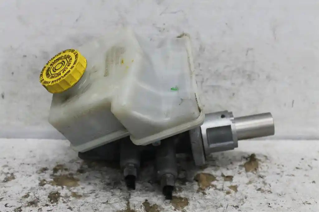 Used Jeep, Grand Cherokee Master Cylinder Wk 10/10 02/22 2012 – image 1 - All Good Parts