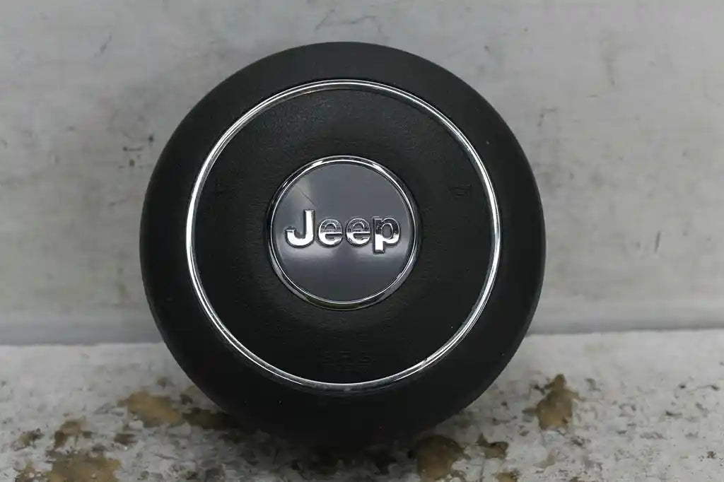 Used Jeep, Grand Cherokee Right Airbag Steering Wheel Non Srt8 Type Wk 10/10 03/13 2012 – image 1 - All Good Parts