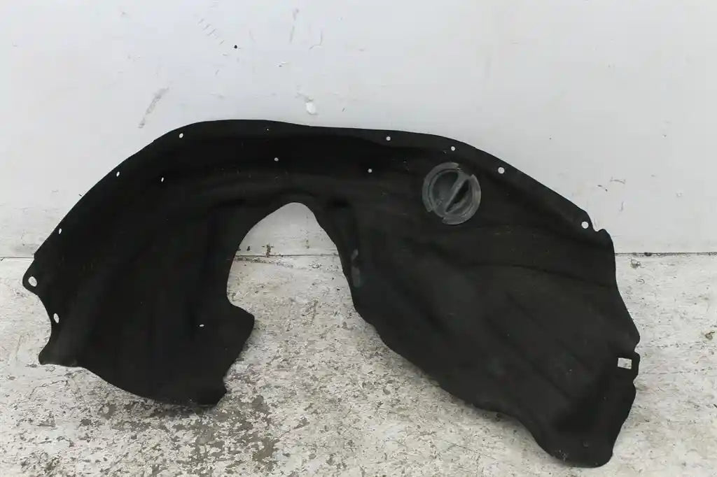 Used Jeep, Grand Cherokee Right Guard Liner Wk Front Non Srt8/Srt/Trackhawk 10/10 02/22 2012 – image 1 - All Good Parts